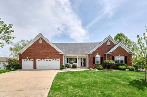 2430 Dunheath Ln, Dardenne Prairie, MO 63368