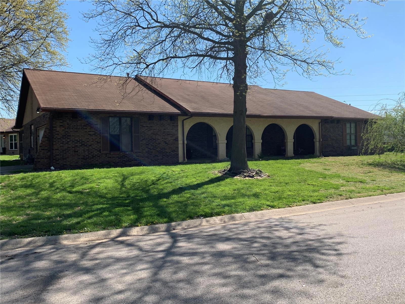 400 University Dr  