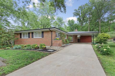 70 Gocke Pl, Saint Louis, MO 63114