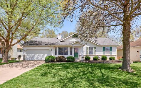 61 Jacqueline Cir, O'fallon, MO 63368 photo 1