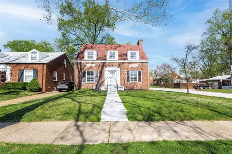 1067 Wilson Ave, Saint Louis, MO 63130