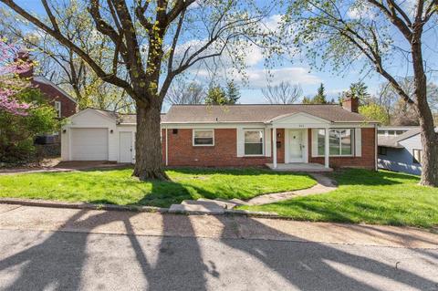 825 Moundale Dr, Ferguson, MO 63135