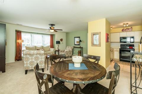 1335 Holgate Dr #B, Ballwin, MO 63021 photo 8