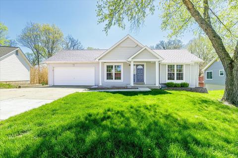 4564 Clearbrook Dr, Saint Charles, MO 63304