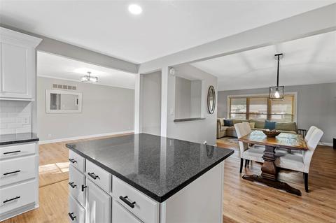 416 Iron Warrior Ln, Manchester, MO 63011 photo 12