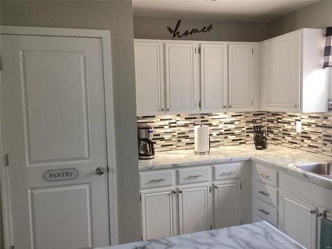 6404 Sprucefield Dr, O'fallon, MO 63368 photo 5