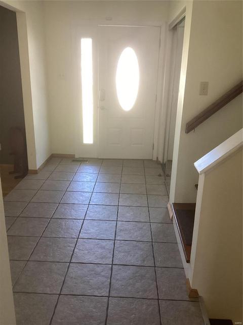 6404 Sprucefield Dr, O'fallon, MO 63368 photo 3
