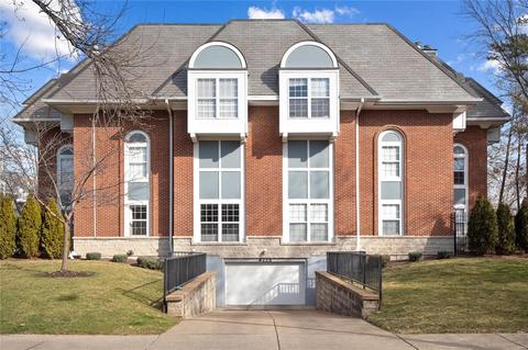 4225 W Pine Blvd #19, Saint Louis, MO 63108