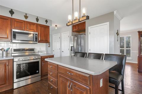 745 Westbrooke Terrace Dr, Ballwin, MO 63021 photo 8