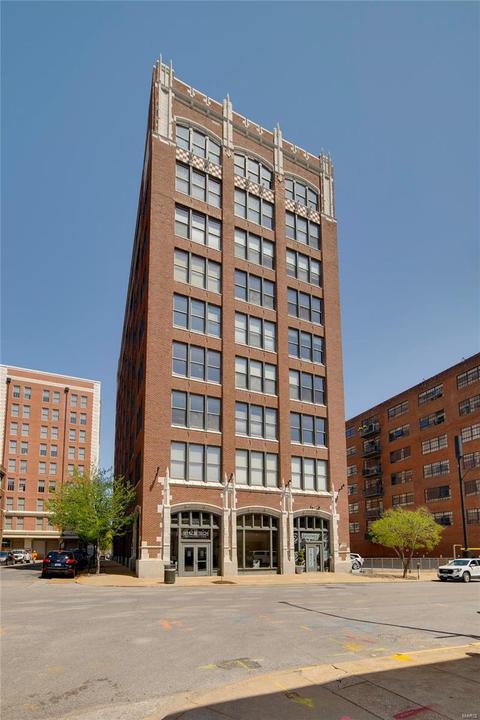 1627 Locust St #303, Saint Louis, MO 63103