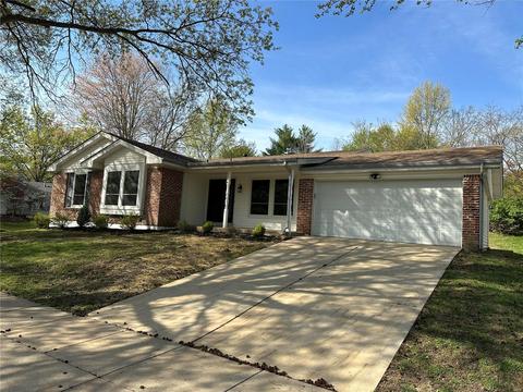 1116 Dutch Mill Dr, Ballwin, MO 63011 photo 1