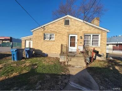 3113 Woodson Rd, Saint Louis, MO 63114