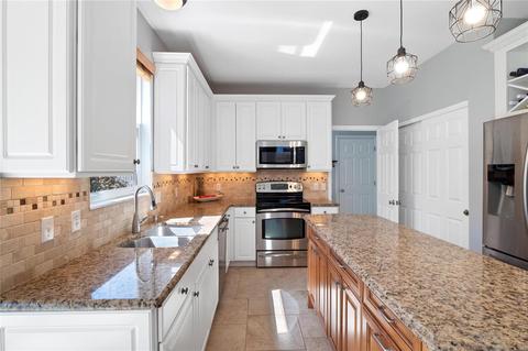 912 Kiefer Trails Dr, Ballwin, MO 63021 photo 16