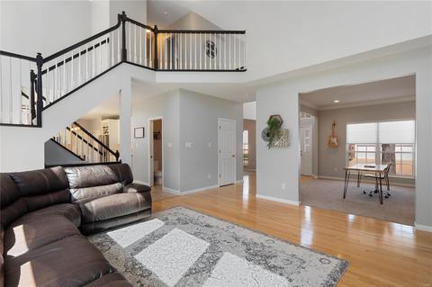 912 Kiefer Trails Dr, Ballwin, MO 63021 photo 12
