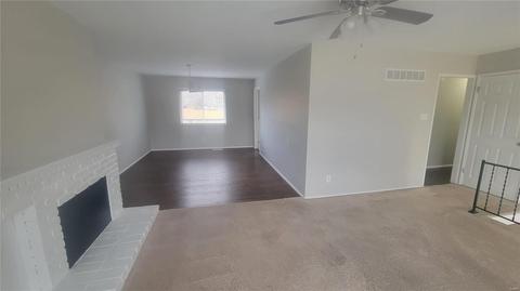 897 Napoli Dr, Ballwin, MO 63021 photo 4