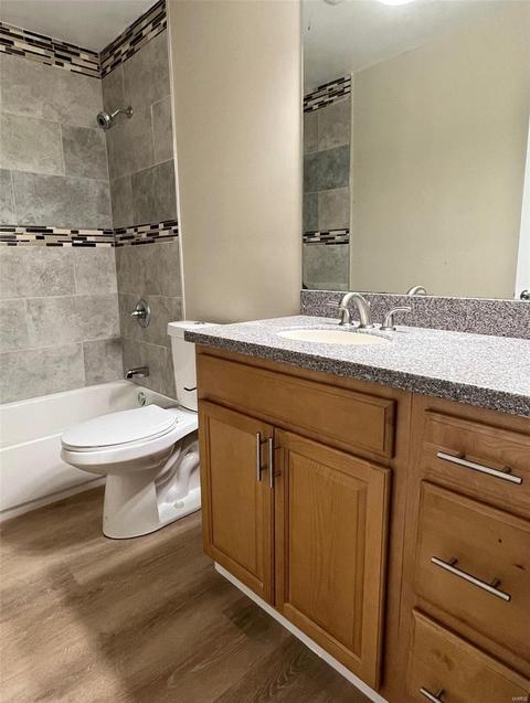 1017 Summer Tree Dr, Ballwin, MO 63011 photo 17