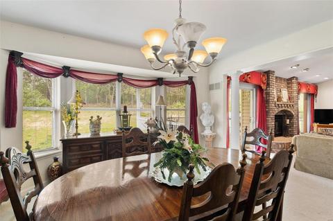 719 Loretta Dr, O'fallon, MO 63366 photo 18
