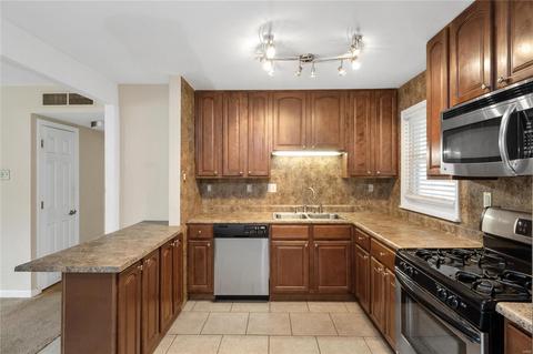 247 Ramsey Ln, Ballwin, MO 63021 photo 11
