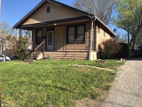 117 Elkan Ave, Ferguson, MO 63135