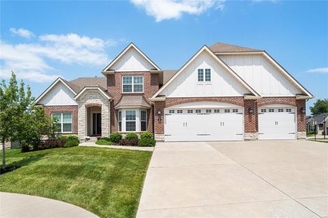 10 Rising Hill Ct, Saint Charles, MO 63303