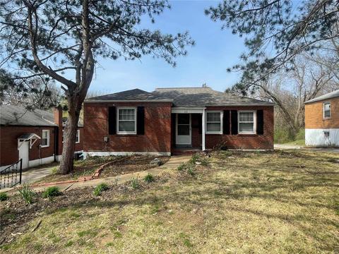 121 S Dade Ave, Saint Louis, MO 63135 photo 1