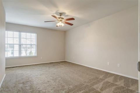 2707 Brook Meadow Ln, O'fallon, MO 63368 photo 13