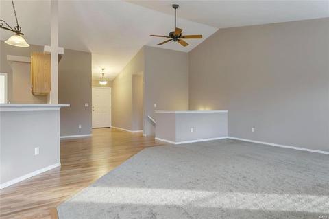 2707 Brook Meadow Ln, O'fallon, MO 63368 photo 7