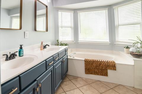 645 Fox Hill Estates Dr, Manchester, MO 63021 photo 11