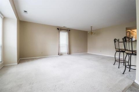 1335 Crossings Ct #A, Ballwin, MO 63021 photo 3