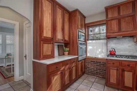 8024 Gannon Ave, Saint Louis, MO 63130 photo 14