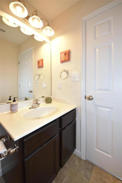 1502 Byron Pl, O'fallon, MO 63366 photo 23