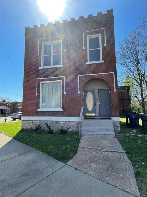 1402 Ferry St, Saint Louis, MO 63107