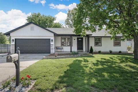 1 Monique Ct, Saint Peters, MO 63376