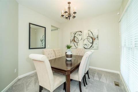 1307 Avondale Spring Dr, O'fallon, MO 63368 photo 11