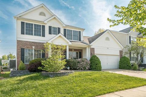1307 Avondale Spring Dr, O'fallon, MO 63368 photo 2