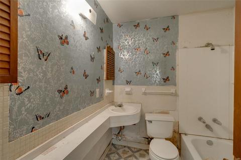 2 Blakemore Pl, Saint Louis, MO 63121 photo 4