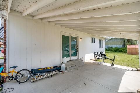 2 Blakemore Pl, Saint Louis, MO 63121 photo 17