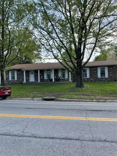 13 Oakshire Ct, Saint Peters, MO 63376