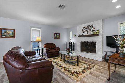 17 Cool Meadows Dr, Ballwin, MO 63011 photo 6
