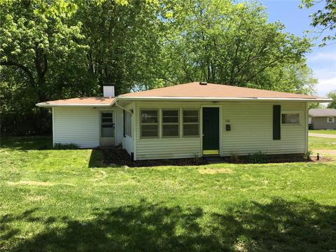 508 S Cherry St, Mount Olive, IL 62069 photo 1