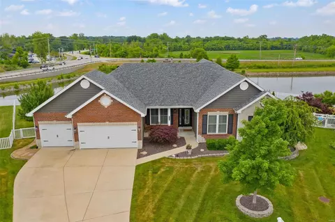 2028 Blossom Bay Ct, Saint Peters, MO 63376