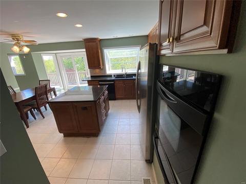 1242 Chavaniac Dr, Ballwin, MO 63011 photo 25