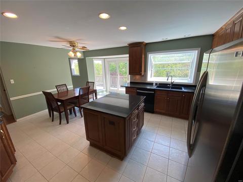 1242 Chavaniac Dr, Ballwin, MO 63011 photo 26