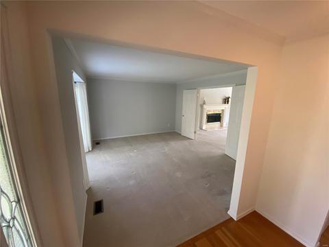 1242 Chavaniac Dr, Ballwin, MO 63011 photo 17