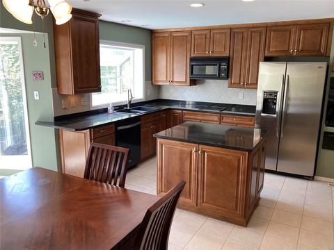 1242 Chavaniac Dr, Ballwin, MO 63011 photo 28