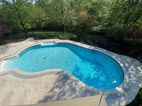 1242 Chavaniac Dr, Ballwin, MO 63011 photo 7
