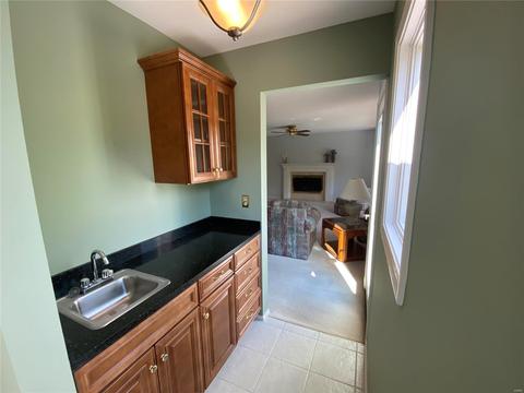 1242 Chavaniac Dr, Ballwin, MO 63011 photo 23