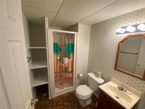 1242 Chavaniac Dr, Ballwin, MO 63011 photo 38