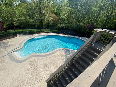 1242 Chavaniac Dr, Ballwin, MO 63011 photo 6