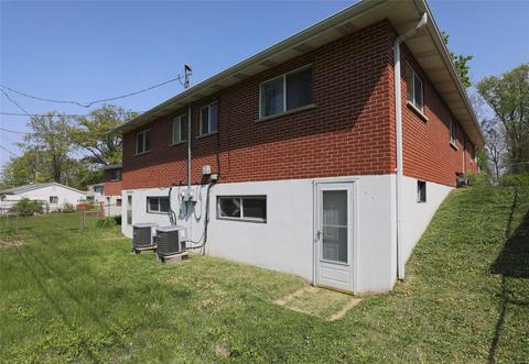 9962 Sue Ct, Saint Ann, MO 63074 photo 16